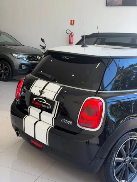 MINI Cooper 1.5 12V 4P TURBO AUTOM�TICO, Foto 9