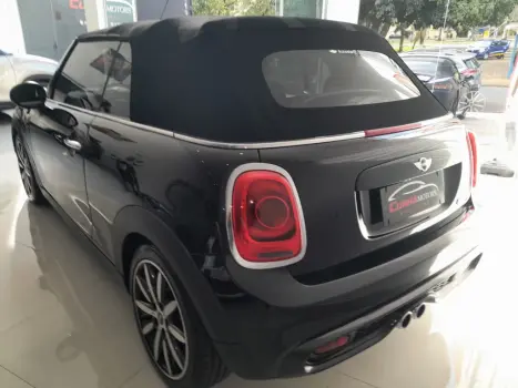 MINI Cooper Cabriolet 2.0 16V TWINPOWER S STEPTRONIC AUTOM�TICO, Foto 5