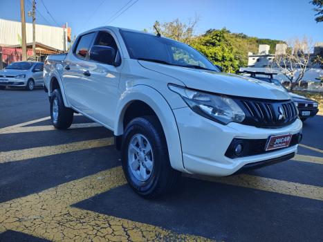 MITSUBISHI L 200 Triton 2.4 16V SPORT HPE-S 4X4 CABINE DUPLA TURBO DIESEL AUTOM�TICO, Foto 4
