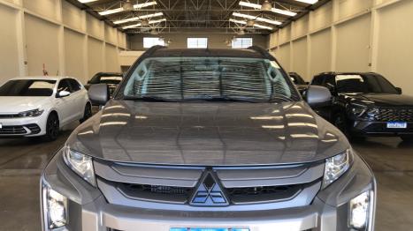 MITSUBISHI L 200 Triton 2.4 16V SPORT GLS CABINE DUPLA TURBO DIESEL AUTOM�TICO, Foto 9