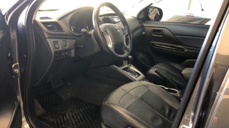 MITSUBISHI L 200 Triton 2.4 16V SPORT GLS CABINE DUPLA TURBO DIESEL AUTOM�TICO, Foto 13