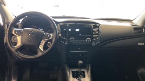 MITSUBISHI L 200 Triton 2.4 16V SPORT GLS CABINE DUPLA TURBO DIESEL AUTOM�TICO, Foto 16