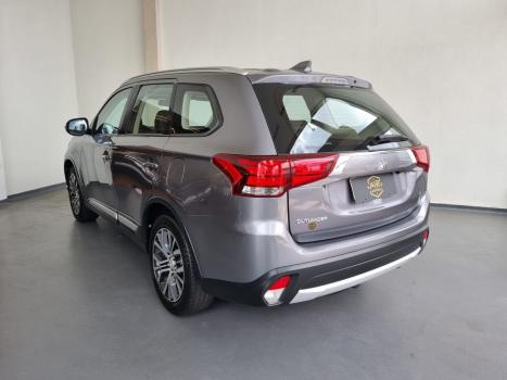 MITSUBISHI Outlander 2.0 16V 4P AUTOM�TICO, Foto 9