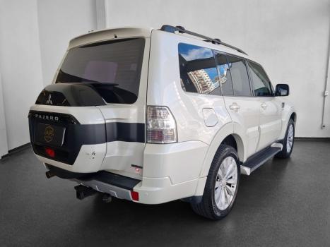 MITSUBISHI Pajero Full 3.8 V6 24V HPE 4X4 AUTOMÁTICO, Foto 7 MITSUBISHI Pajero Full 3.8 V6 24V HPE 4X4 AUTOMÁTICO, Foto 7