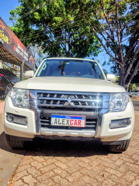MITSUBISHI Pajero Full 3.2 16V 4P HPE 4X4 TURBO DIESEL INTERCOOLER AUTOM�TICO, Foto 3