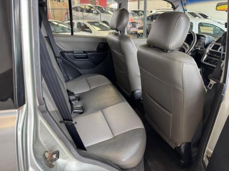 MITSUBISHI Pajero TR4 2.0 16V 4P 4X4, Foto 13