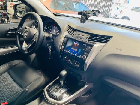 NISSAN Frontier 2.3 ATTACK CABINE DUPLA 4X4 BI-TURBO DIESEL AUTOMTICO, Foto 9