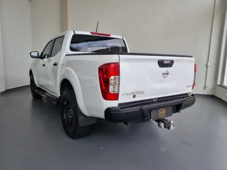 NISSAN Frontier 2.3 16V S 4X4 CABINE DUPLA BI-TURBO DIESEL, Foto 6