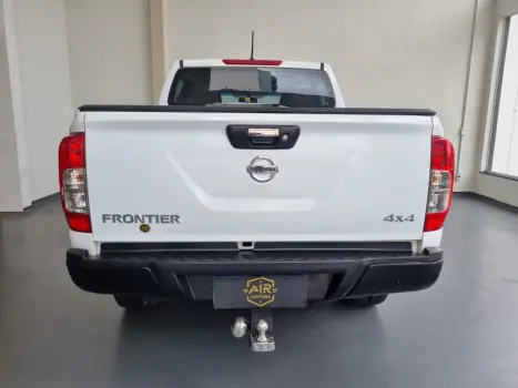 NISSAN Frontier 2.3 16V S 4X4 CABINE DUPLA BI-TURBO DIESEL, Foto 7