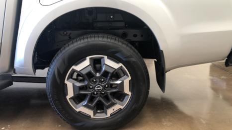 NISSAN Frontier 2.3 16V PLATINUM CABINE DUPLA 4X4 BI-TURBO DIESEL AUTOM�TICO, Foto 9