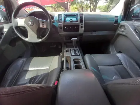 NISSAN Frontier 2.5 SEL 4X4 TURBO DIESEL CABINE DUPLA AUTOMÁTICO, Foto 7 NISSAN Frontier 2.5 SEL 4X4 TURBO DIESEL CABINE DUPLA AUTOMÁTICO, Foto 7