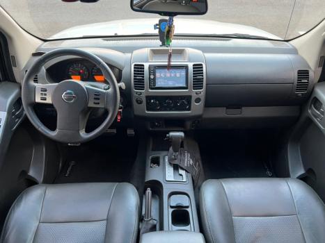 NISSAN Frontier 2.5 LE ATTACK 4X4 TURBO DIESEL CABINE DUPLA AUTOMTICO, Foto 9