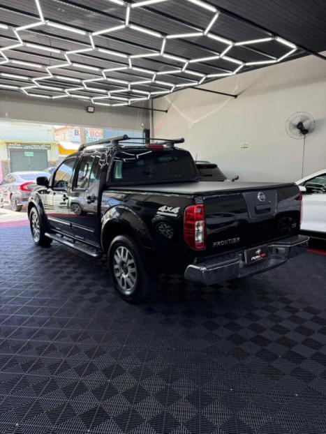 NISSAN Frontier 2.5 SL 4X4 TURBO DIESEL CABINE DUPLA AUTOMTICO, Foto 6