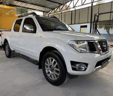 NISSAN Frontier 2.5 SL 4X4 TURBO DIESEL CABINE DUPLA AUTOM�TICO, Foto 2