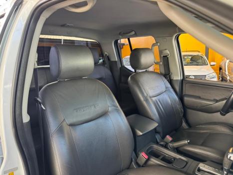 NISSAN Frontier 2.5 SL 4X4 TURBO DIESEL CABINE DUPLA AUTOM�TICO, Foto 9