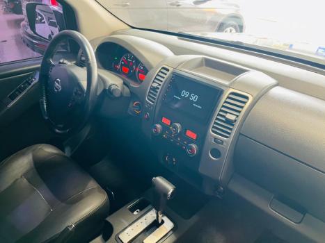 NISSAN Frontier 2.5 SL 4X4 TURBO DIESEL CABINE DUPLA AUTOM�TICO, Foto 8