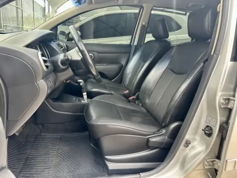 NISSAN Grand Livina 1.8 16V 4P SL FLEX AUTOMÁTICO, Foto 7