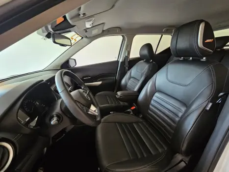 NISSAN Kicks 1.6 16V 4P FLEXSTART EXCLUSIVE XTRONIC AUTOMTICO CVT, Foto 5