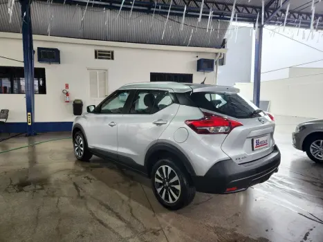 NISSAN Kicks 1.6 16V 4P FLEXSTART S X-TRONIC AUTOM�TICO CVT, Foto 4