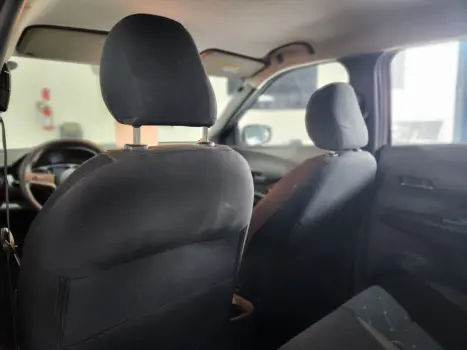 NISSAN Kicks 1.6 16V 4P FLEXSTART S X-TRONIC AUTOM�TICO CVT, Foto 9