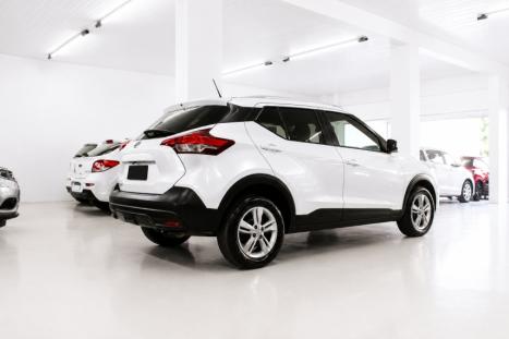 NISSAN Kicks 1.6 16V 4P FLEXSTART S DIRECT X-TRONIC AUTOM�TICO CVT, Foto 4