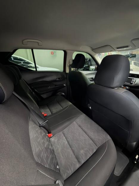 NISSAN Kicks Play 1.6 16V FELXSTART SENSE XTRONIC AUTOM�TICO, Foto 7