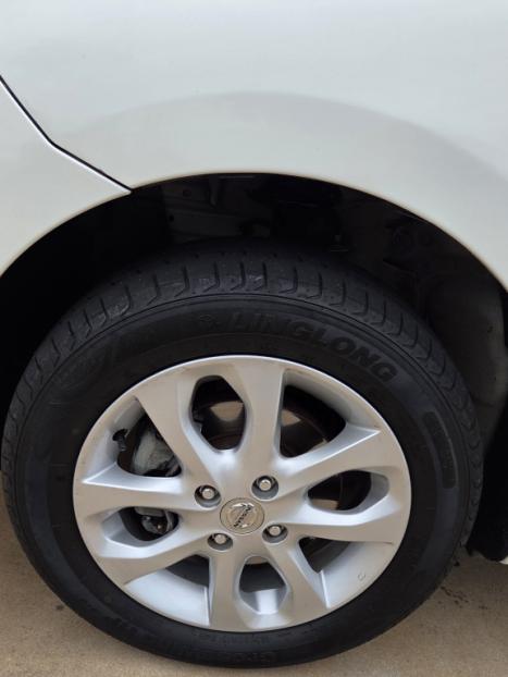 NISSAN March 1.0 12V 4P SV FLEX, Foto 12