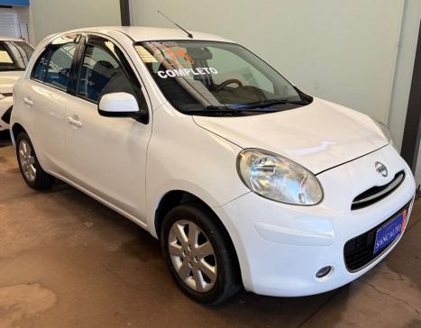 NISSAN March 1.0 12V 4P S FLEX, Foto 1