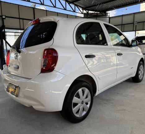 NISSAN March 1.0 12V 4P S FLEX, Foto 4