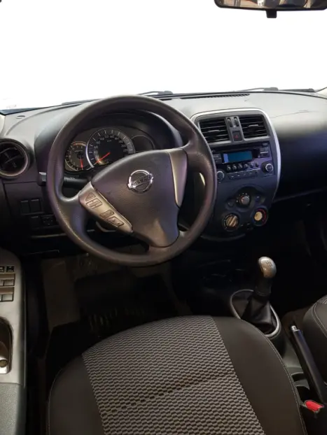 NISSAN March 1.0 16V 4P SV FLEX, Foto 9