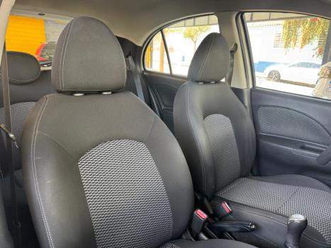 NISSAN March 1.6 16V 4P SV FLEX, Foto 9