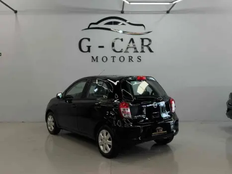 NISSAN March 1.6 16V 4P SV FLEX, Foto 4