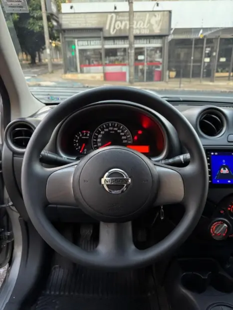NISSAN March 1.6 16V 4P S FLEX, Foto 17