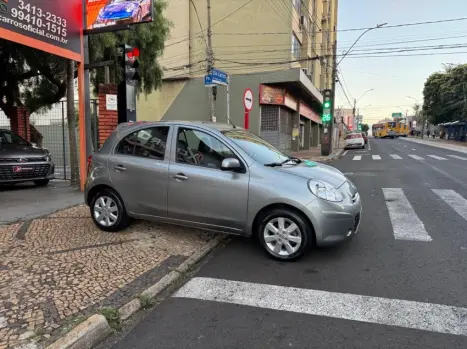 NISSAN March 1.6 16V 4P S FLEX, Foto 19