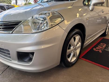 NISSAN Tiida Hatch 1.8 16V 4P SL FLEX, Foto 2