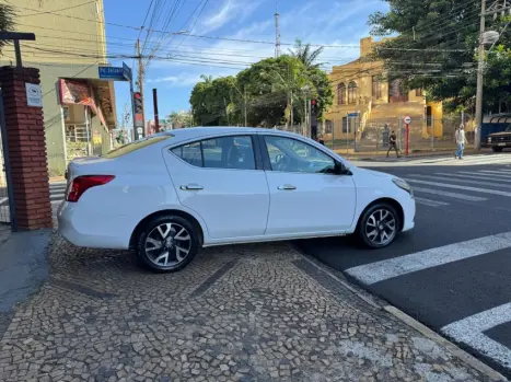 NISSAN Versa Sedan 1.6 16V 4P SL FLEX XTRONIC AUTOMTICO CVT, Foto 15