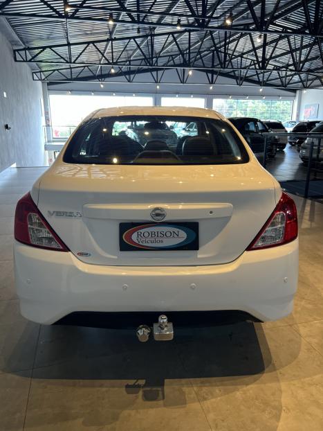 NISSAN Versa Sedan 1.0 12V 4P FLEX V-DRIVE, Foto 5