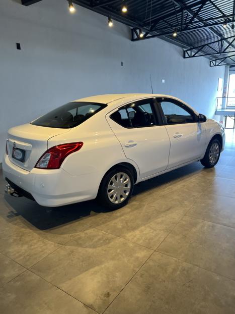 NISSAN Versa Sedan 1.0 12V 4P FLEX V-DRIVE, Foto 6