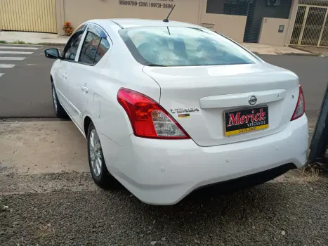 NISSAN Versa Sedan 1.0 4P FLEX S, Foto 3