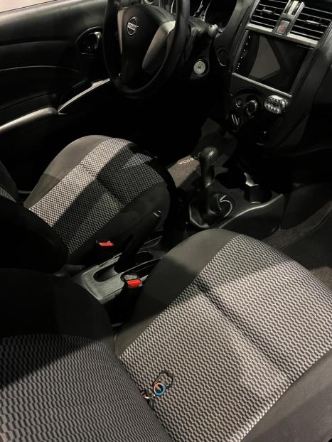 NISSAN Versa Sedan 1.6 16V 4P FLEXSTART V-DRIVE, Foto 8