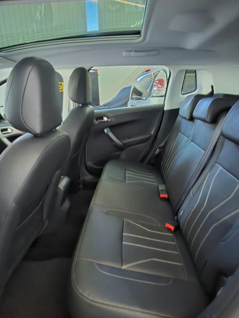 PEUGEOT 2008 1.6 16V 4P FLEX GRIFFE THP TURBO AUTOMTICO, Foto 9