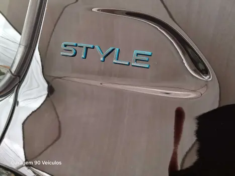 PEUGEOT 208 1.0 4P FLEX FIREFLY STYLE, Foto 18