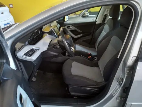 PEUGEOT 208 1.5 4P FLEX ACTIVE PACK, Foto 4 PEUGEOT 208 1.5 4P FLEX ACTIVE PACK, Foto 4