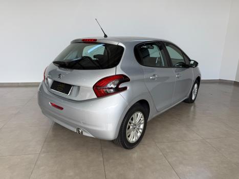 PEUGEOT 208 , Foto 8
