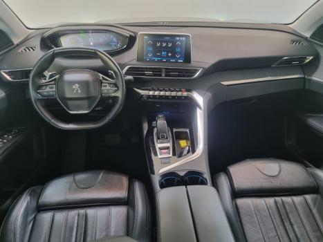 PEUGEOT 3008 , Foto 2