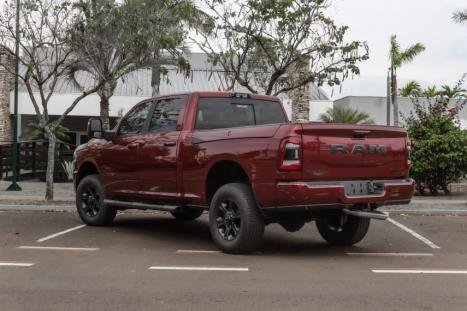 RAM 2500 6.7 I6 24V SLT CABINE DUPLA TURBO DIESEL NIGHT EDITION 4X4 AUTOMTICO, Foto 5
