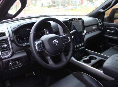 RAM 2500 6.7 I6 24V SLT CABINE DUPLA TURBO DIESEL LARAMIE 4X4 AUTOM�TICO, Foto 11