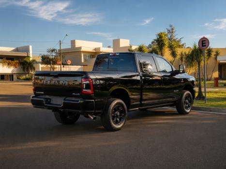 RAM 2500 6.7 I6 24V SLT CABINE DUPLA TURBO DIESEL NIGHT EDITION 4X4 AUTOM�TICO, Foto 7