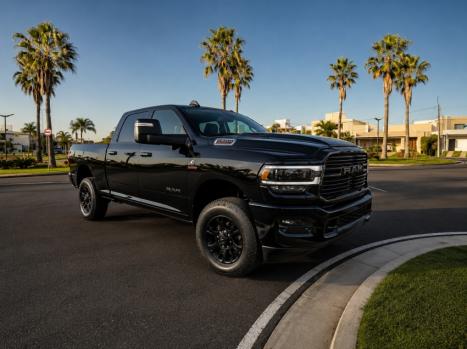 RAM 2500 6.7 I6 24V SLT CABINE DUPLA TURBO DIESEL NIGHT EDITION 4X4 AUTOM�TICO, Foto 8