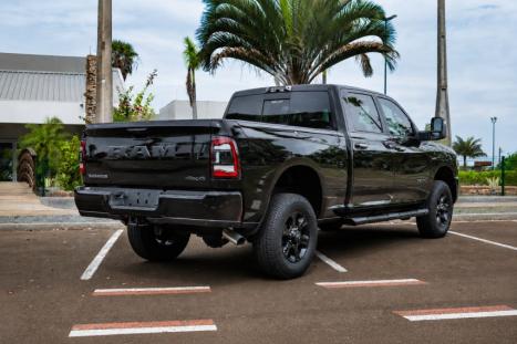 RAM 2500 6.7 I6 24V SLT CABINE DUPLA TURBO DIESEL NIGHT EDITION 4X4 AUTOM�TICO, Foto 7